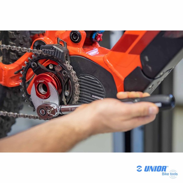 Outils démontage plateau Shimano STEPS UNIOR cle dynamo