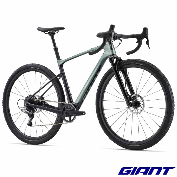 GIANT Revolt X Advanced Pro 2 2023 velo gravel