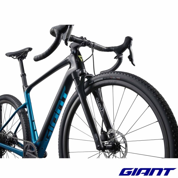 GIANT Revolt X Advanced Pro 2 2024 roues gravel
