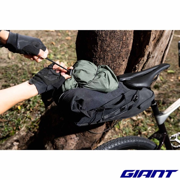 Sacoche de selle GIANT Scout 9L sangle élastique