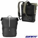 Sacoche latérale / Sac à dos GIANT Versa G-2 20L