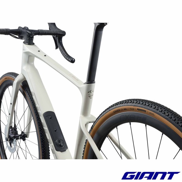 Velo gravel GIANT Revolt Advanced 0 2026 trousse à outils