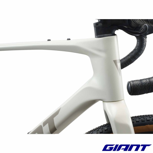 Velo gravel GIANT Revolt Advanced 0 2026 cadre carbone