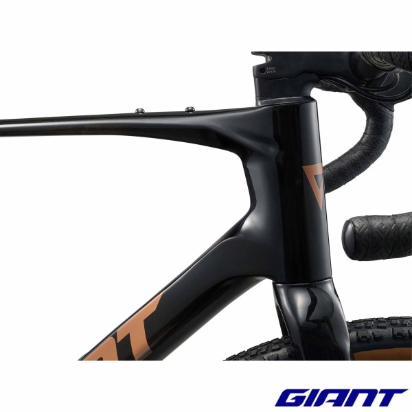 Gravel GIANT Revolt Advanced 2 Noir 2026 noir
