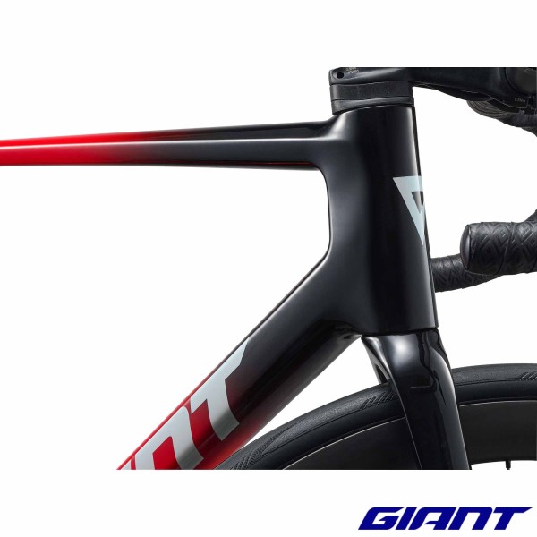 GIANT TCR Advanced Pro Dura Ace 2026 carbone