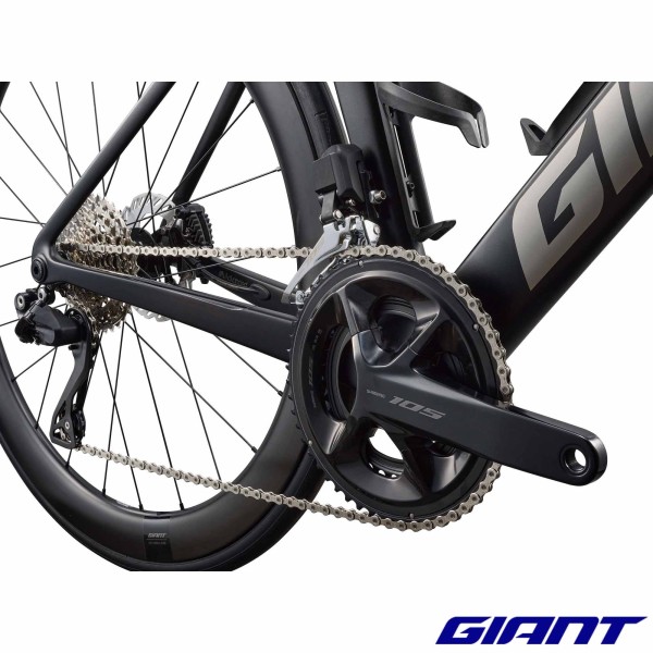 GIANT Propel Advanced 1 2027 pedalier
