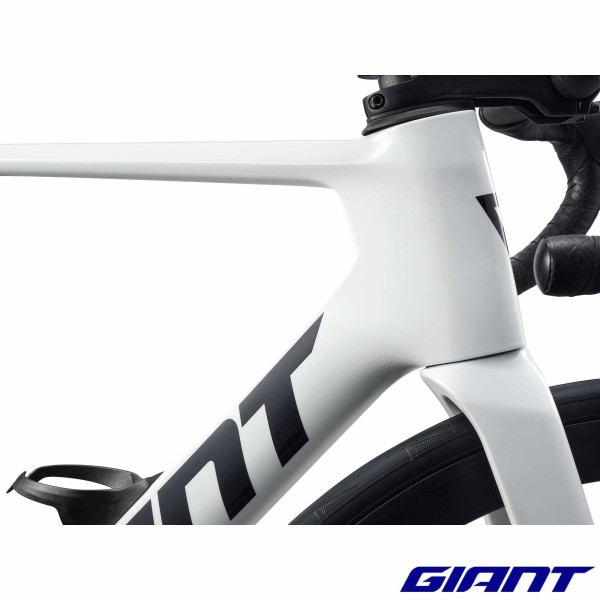 GIANT Propel Advanced 2 2027 t700