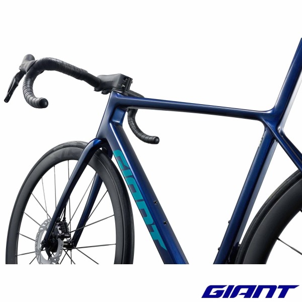 TCR Advanced SL 1 2027 Polar Night cockpit