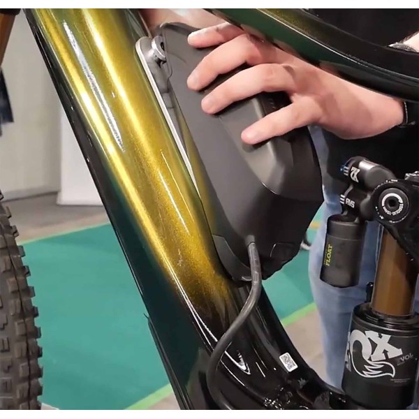 Fixation Giant pour extension de batterie 250wh Range Giant