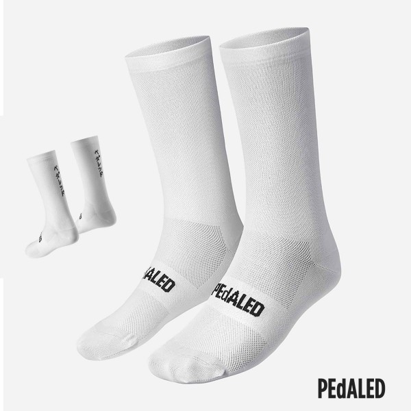 Paire chaussettes velo PEdALED MIRAI légères Q-SKIN®