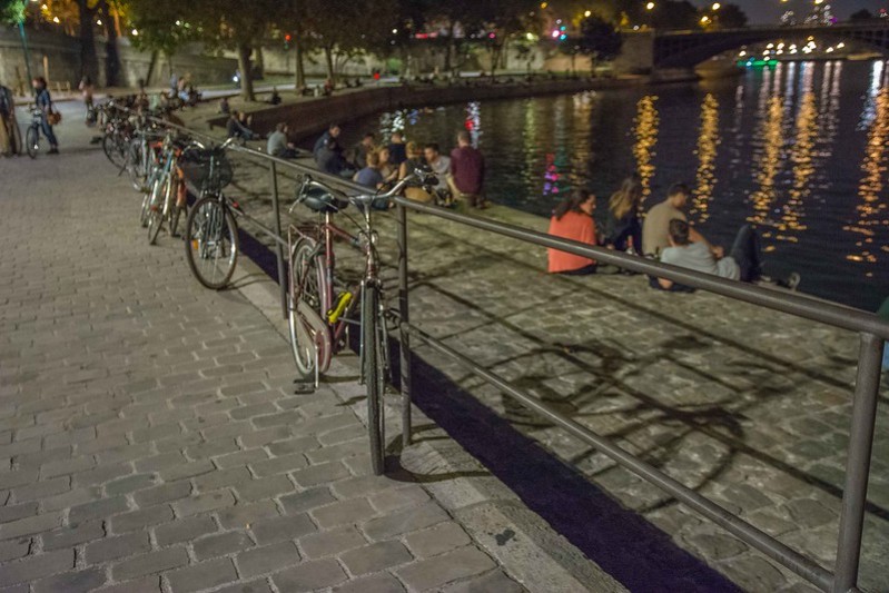 Histoire et culture : découvrez les lieux emblématiques des bords de Seine à vél